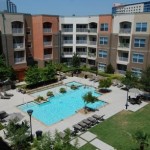 Amli Galatyn Station Apartment Pool View..